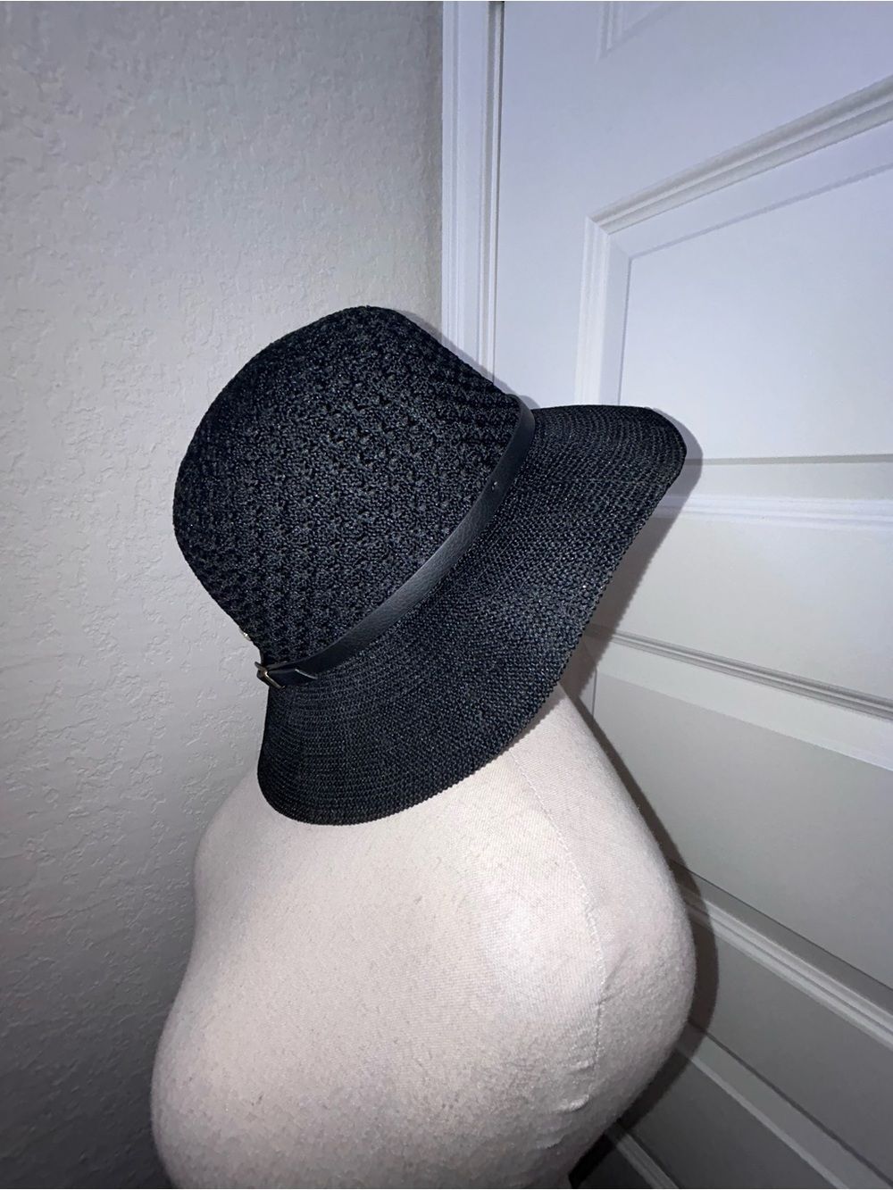 KOORINGAL Cassie Short Brim Knit Bucket Hat